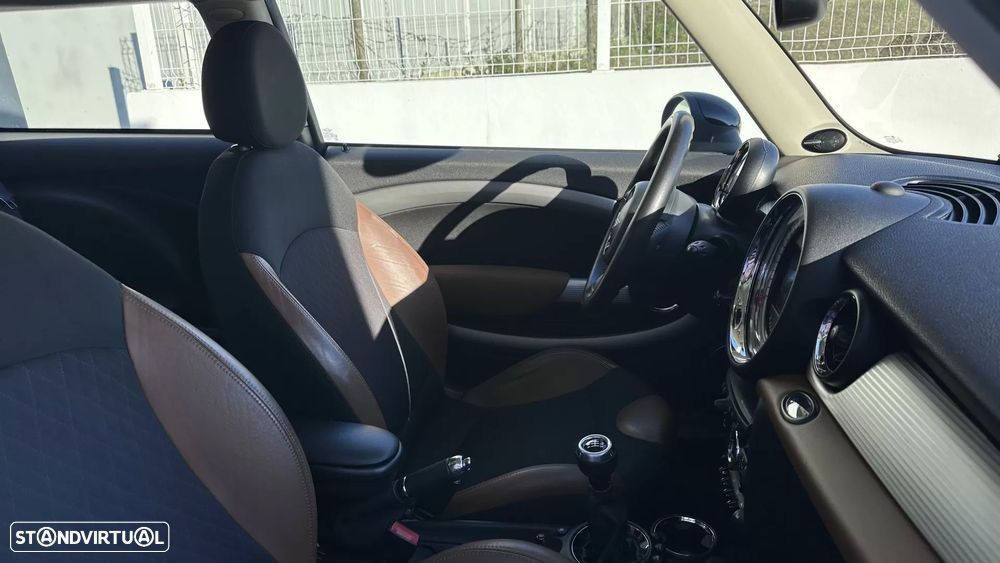 MINI 3 Portas Cooper D - 36