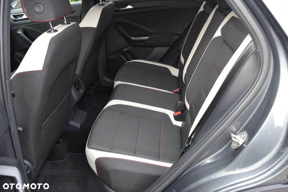Volkswagen T-Roc 2.0 TSI 4Motion Advance DSG - 13