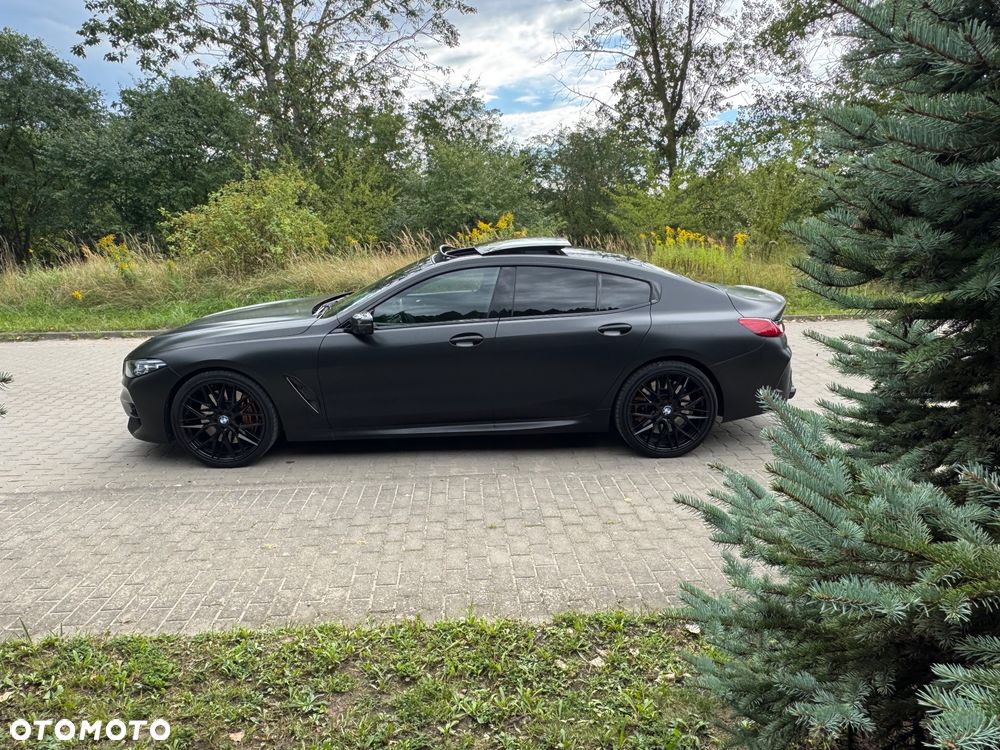 BMW Seria 8 - 23
