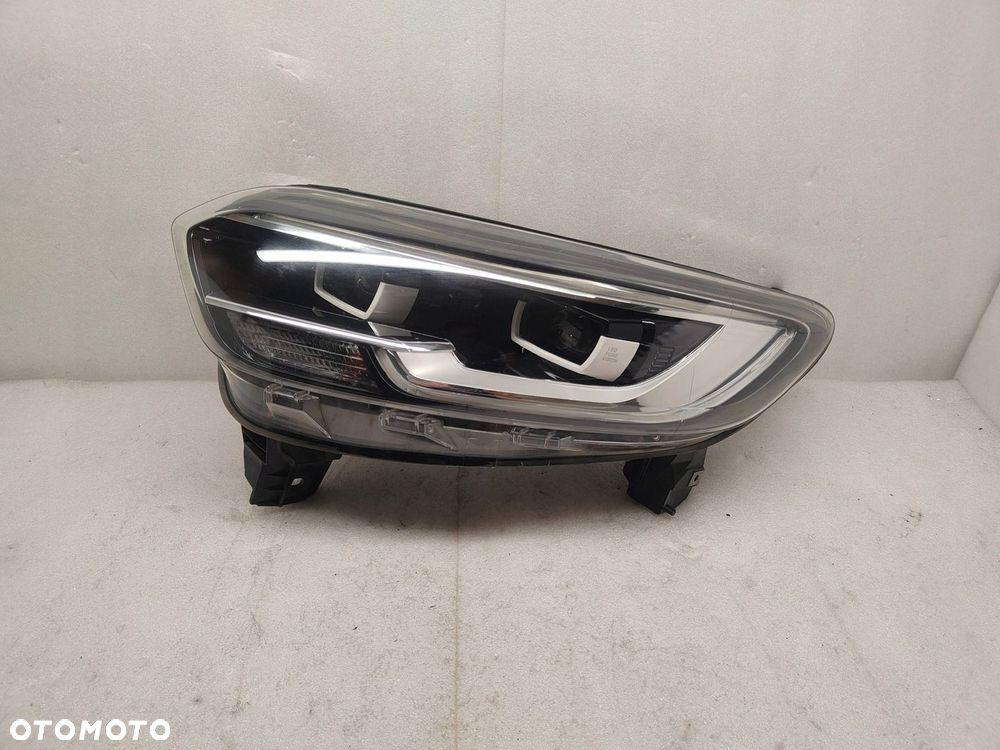 Renault Kadjar SM FULL LED Przód strona lewa 260608114R - 1
