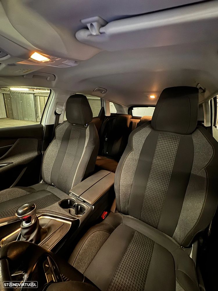 Peugeot 3008 1.5 BlueHDi GT - 24