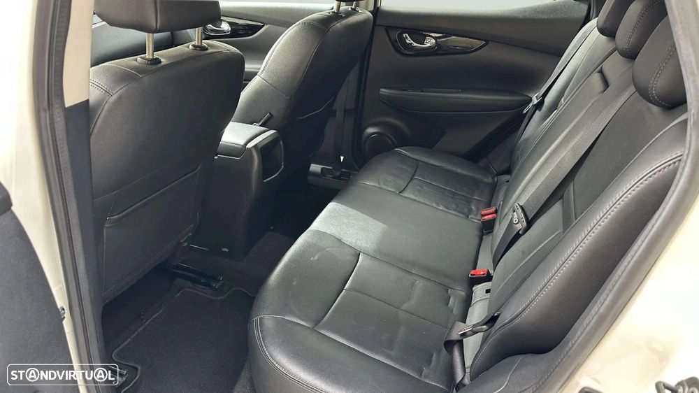 Nissan Qashqai 1.6 dCi Tekna Premium +Xtronic - 10