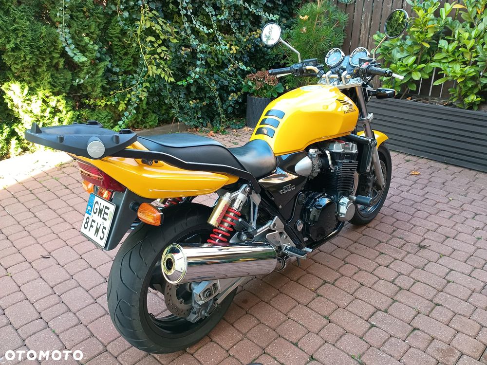 Honda CB - 15