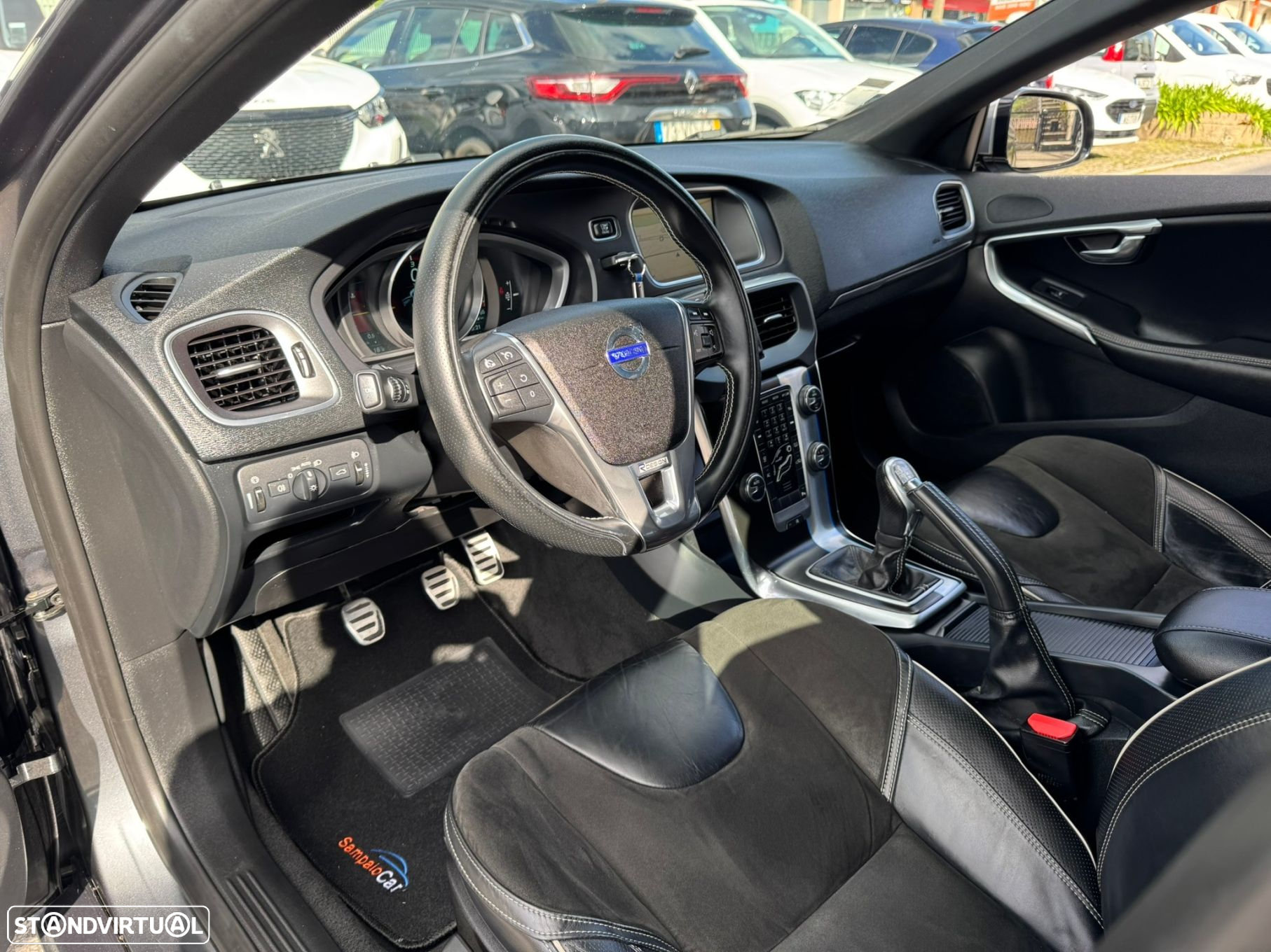 Volvo V40 1.6 D2 R-Design - 8