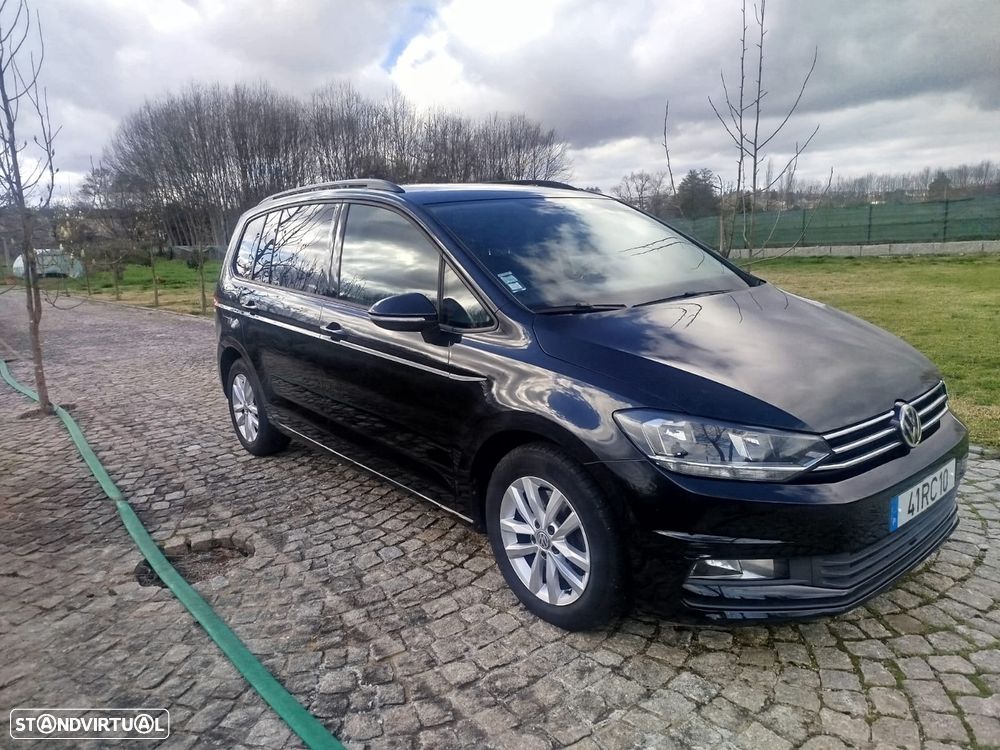VW Touran 1.6 TDI Confortline DSG - 4