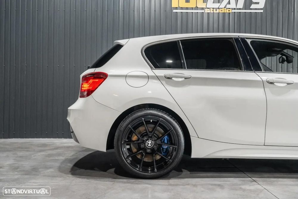 BMW 120 d Pack M - 42