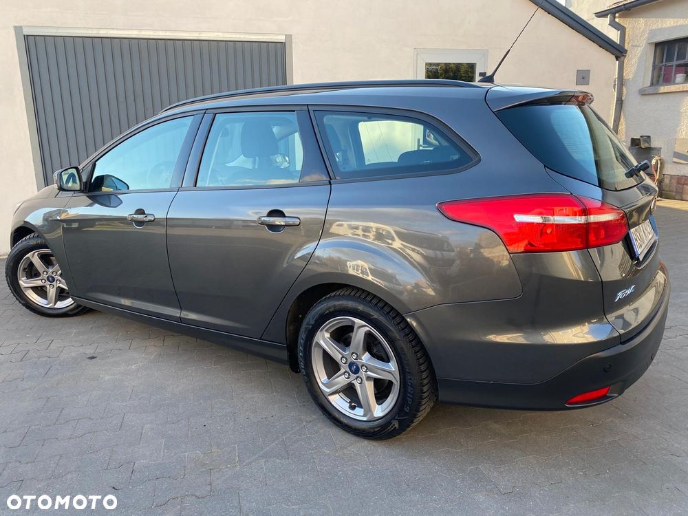 Ford Focus 1.0 EcoBoost Titanium - 8