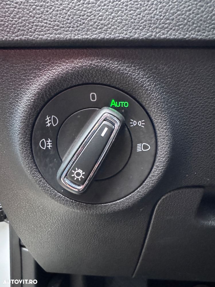 Skoda Karoq 2.0 TDI SCR DSG Style - 33