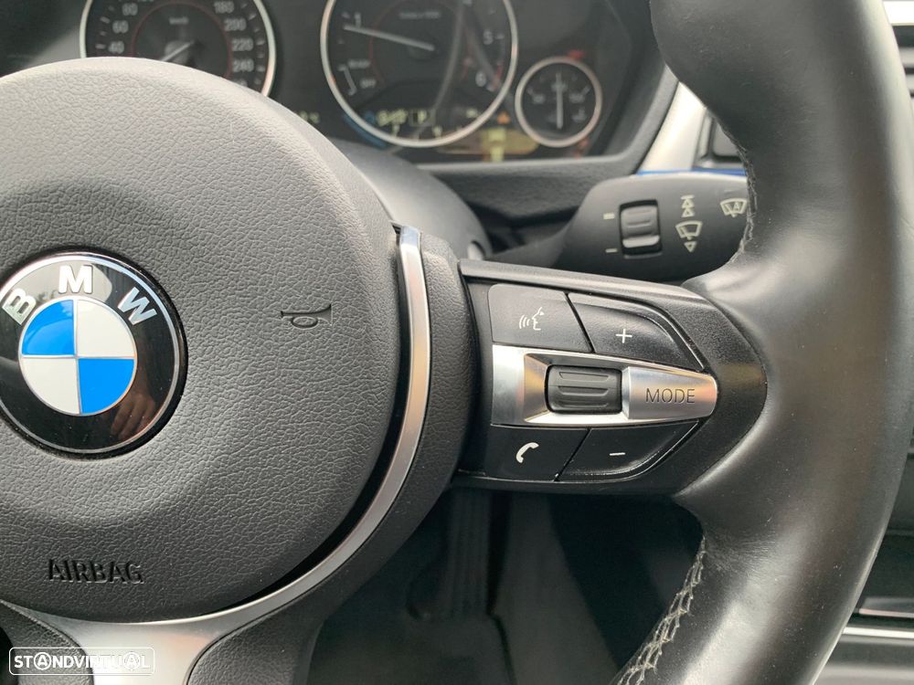 BMW 320 d Auto Pack M - 36