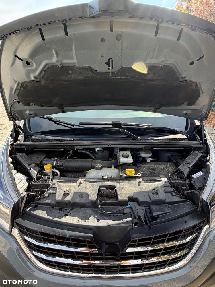 Renault Trafic 2.0 dCi EDC - 16