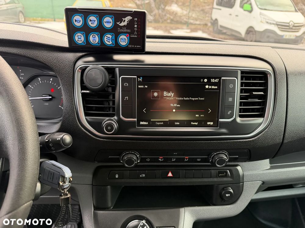 Opel Vivaro Karetka Ambulans Ambulance Sanitarny EN1789 - 14