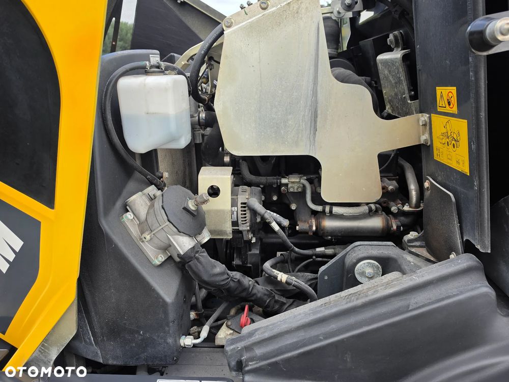 Komatsu WA70M-8E0 NOWY MODEL SPROWADZONA Z DE  2200 MTG SUPER STAN !!! - 20