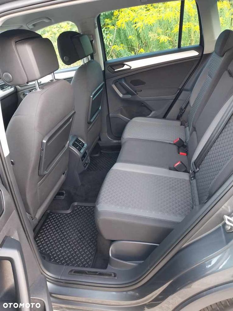 Volkswagen Tiguan 1.5 TSI EVO Comfortline - 9
