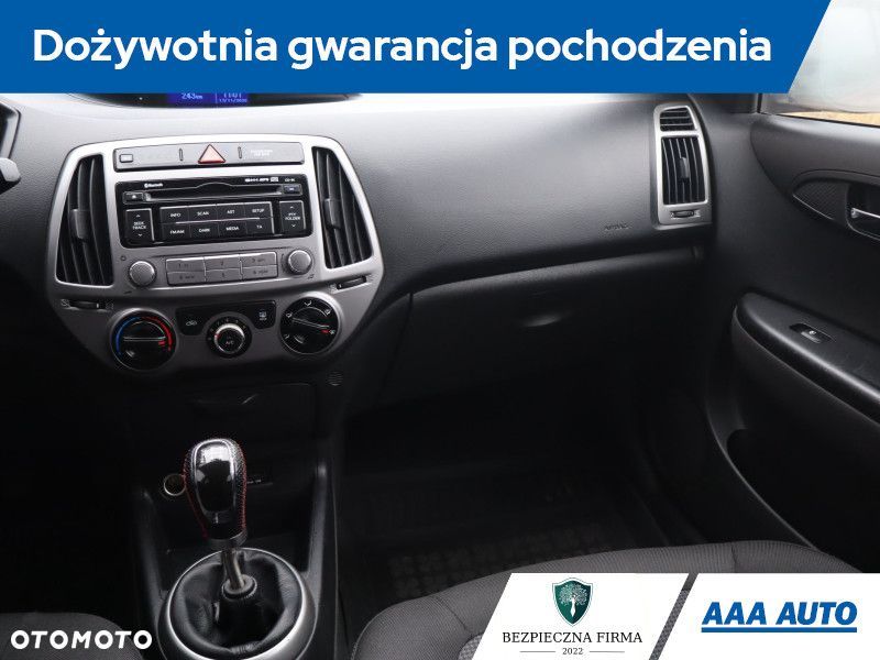 Hyundai i20 - 10