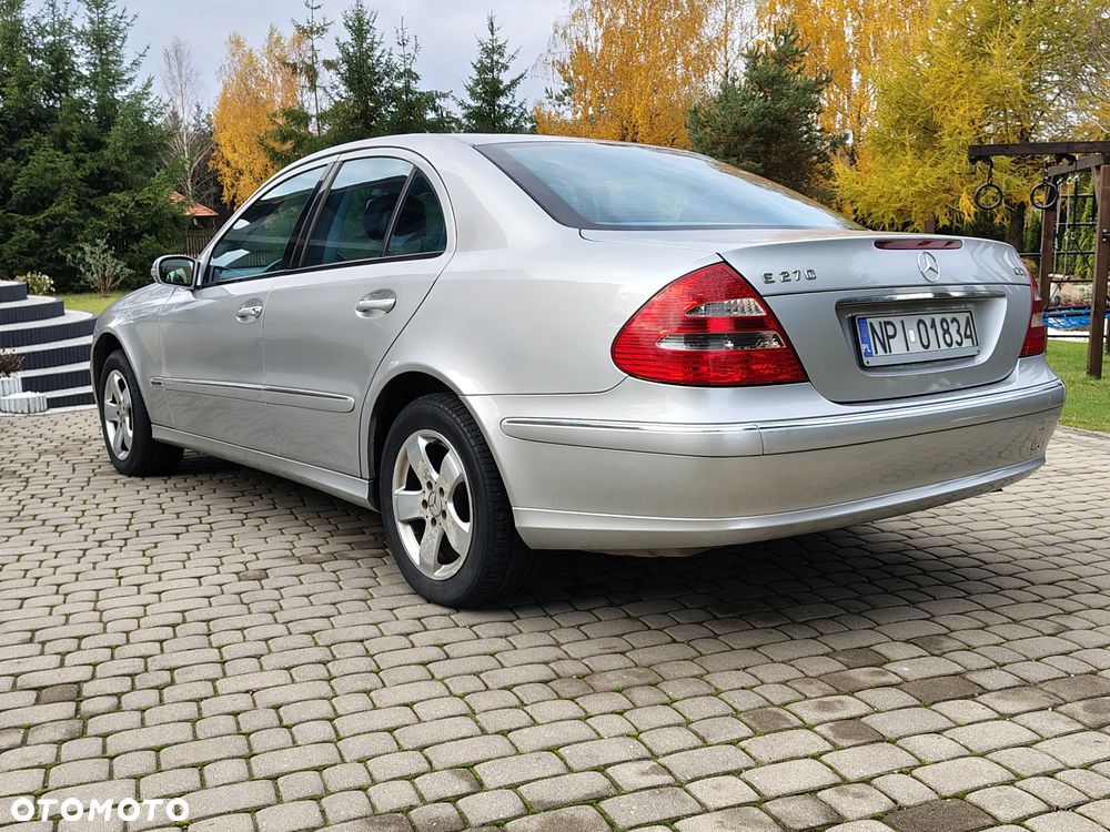 Mercedes-Benz Klasa E 270 CDI Avantgarde - 14