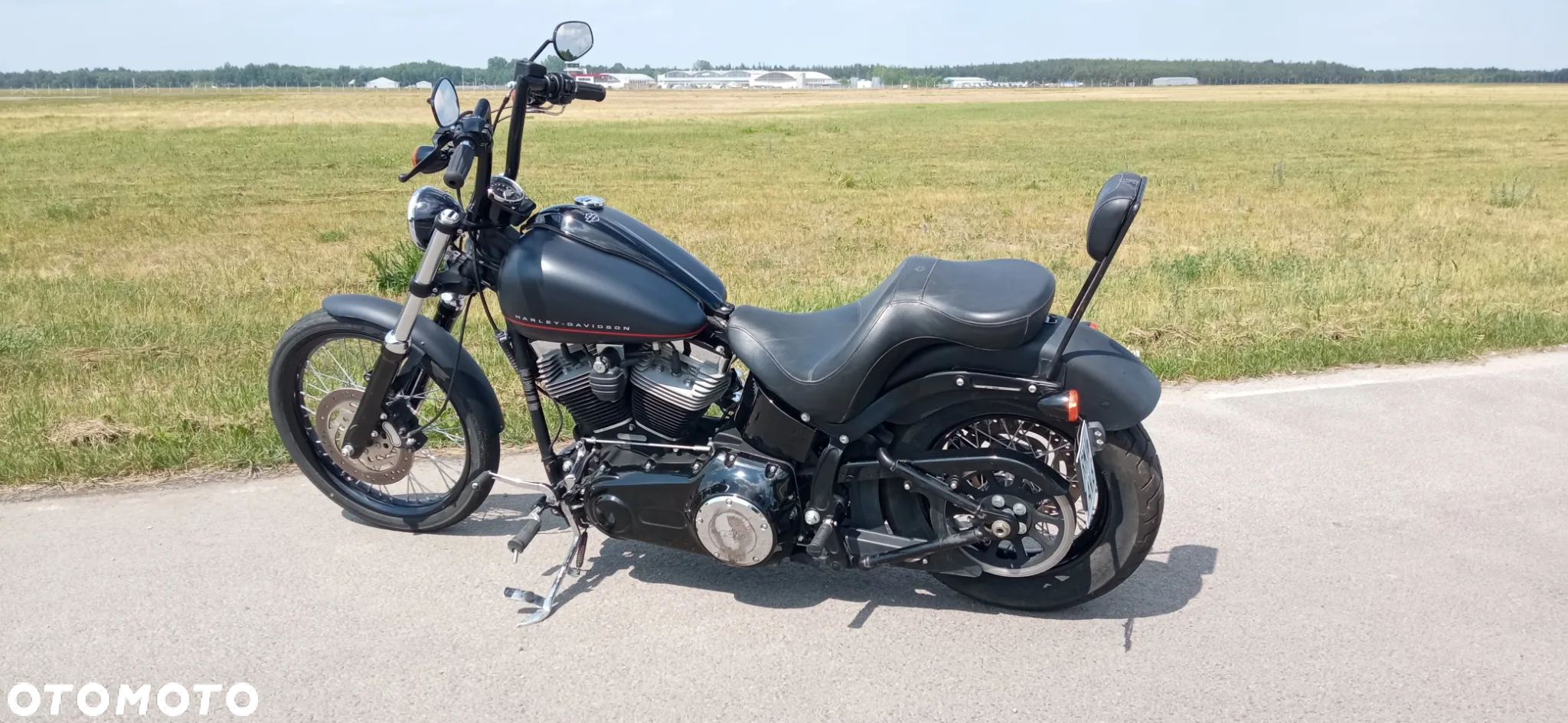 Harley-Davidson Softail Blackline - 4