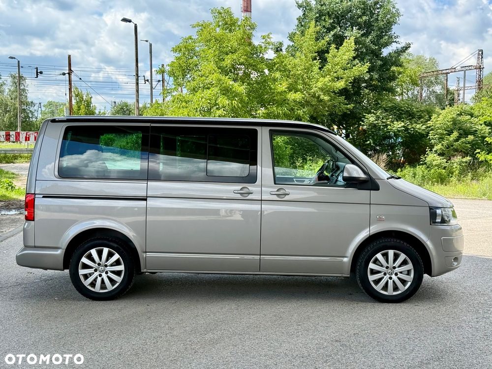 Volkswagen Multivan - 12