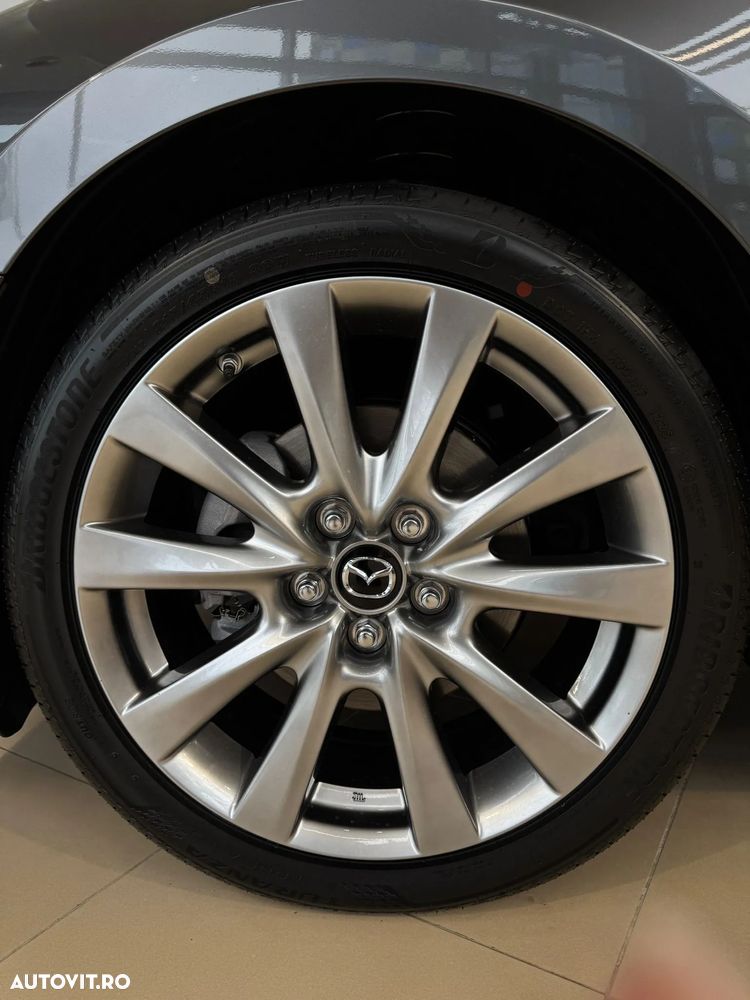Mazda 3 e-Skyactiv X186 AT MHEV Center-Line - 6