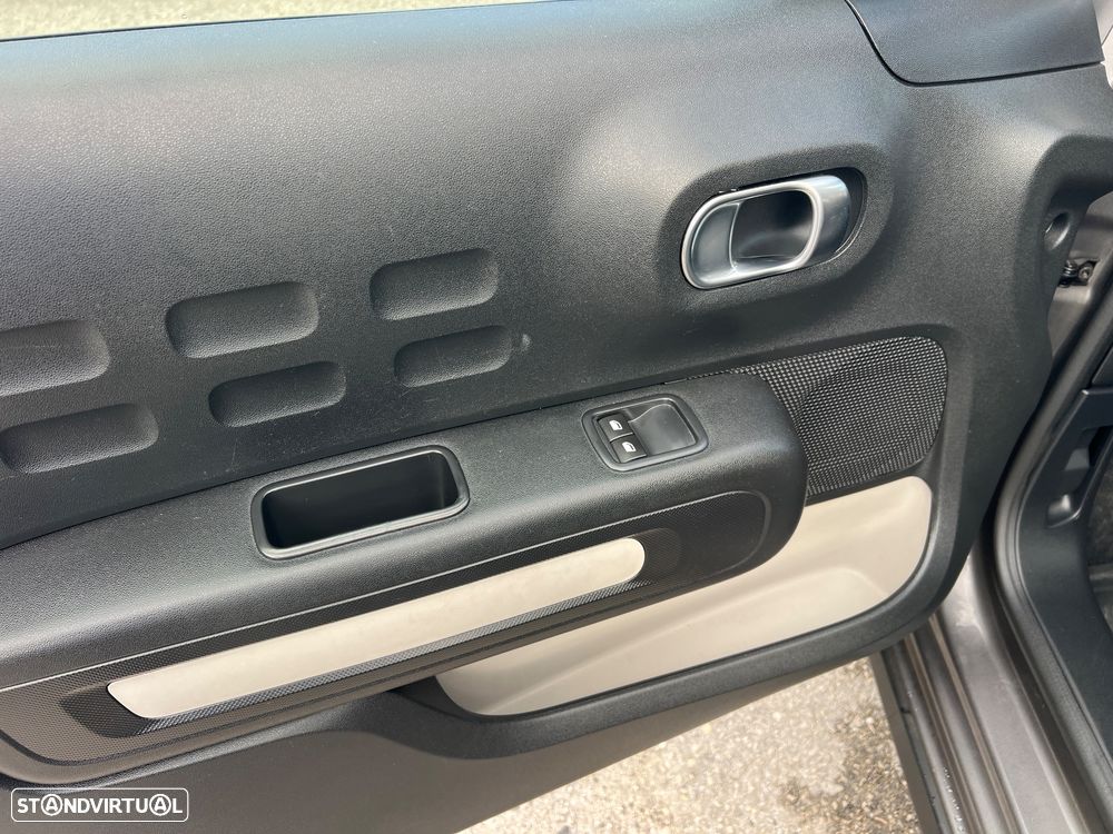 Citroën C3 1.2 PureTech Shine - 7