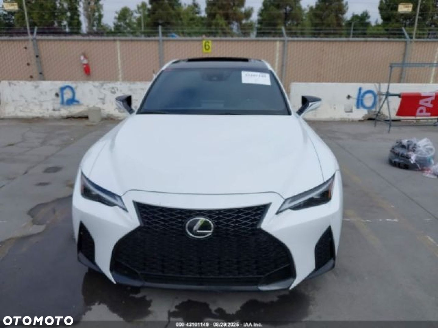 Lexus IS - 7