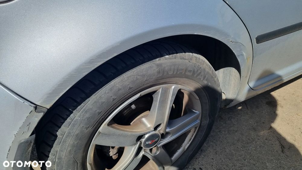 Volkswagen Golf 1.9 TDI Basis - 3