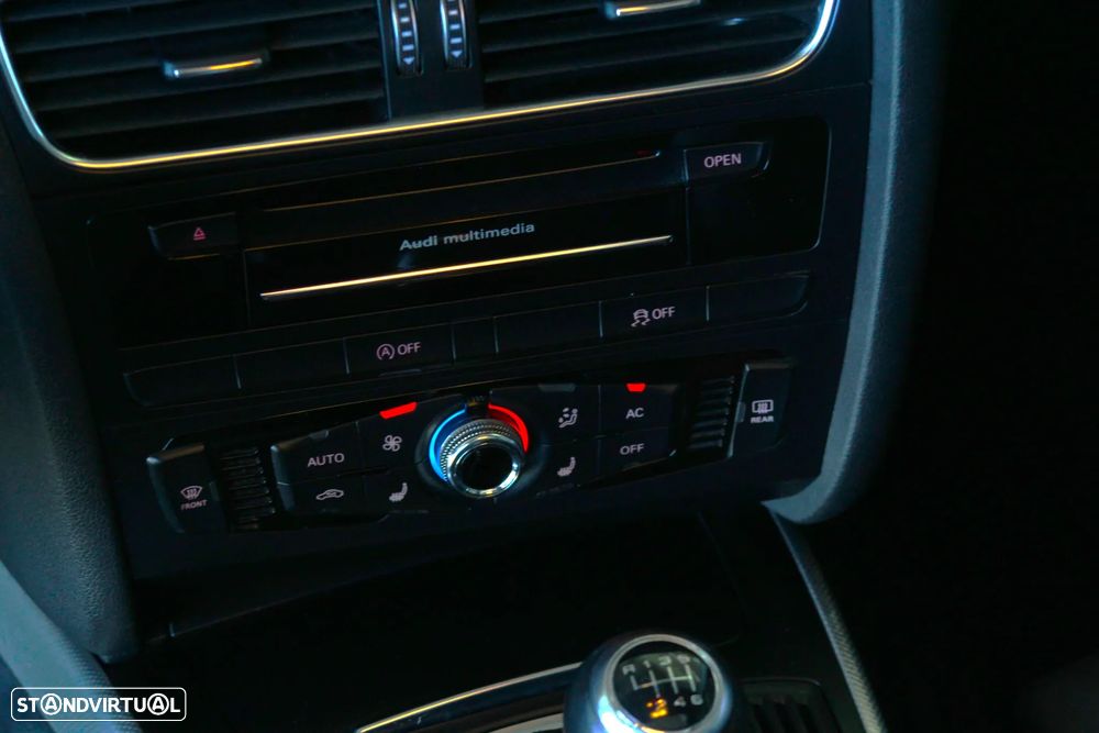Audi A4 Avant 2.0 TDI DPF S line Sport Pack - 34