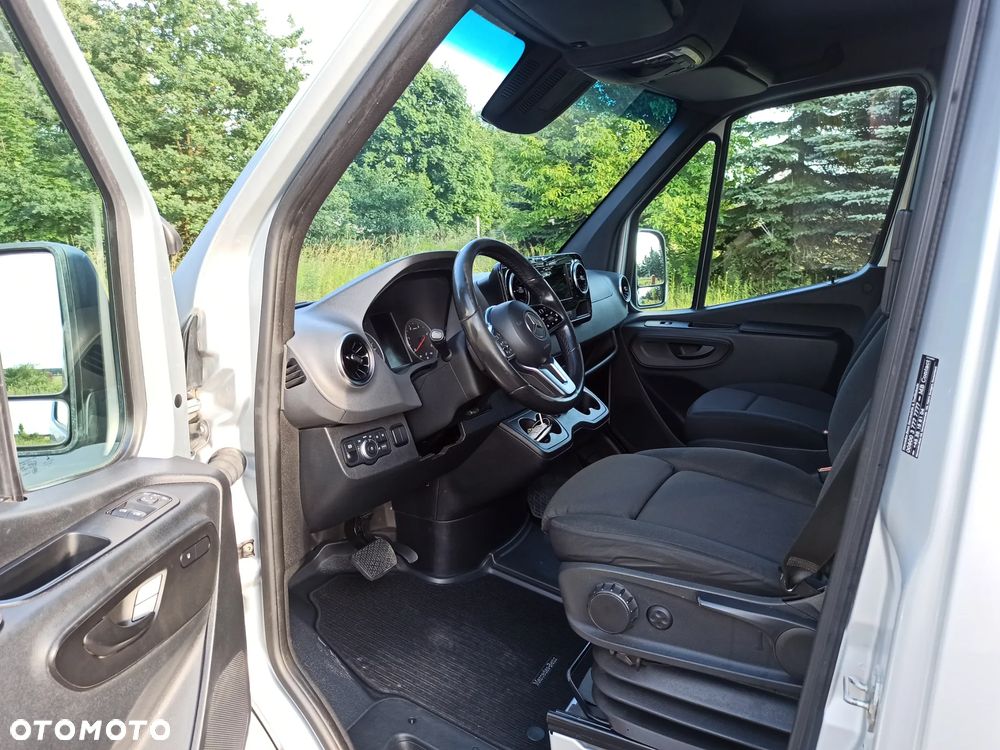 Mercedes-Benz SPRINTER 316CDI 2020R L2H2 AUTOMAT KAMERA 360° KLIMATRONIC TEMPOMAT LEDY KEYLESS GO HAK WEBASTO ŁADNY ZADBANY - 18