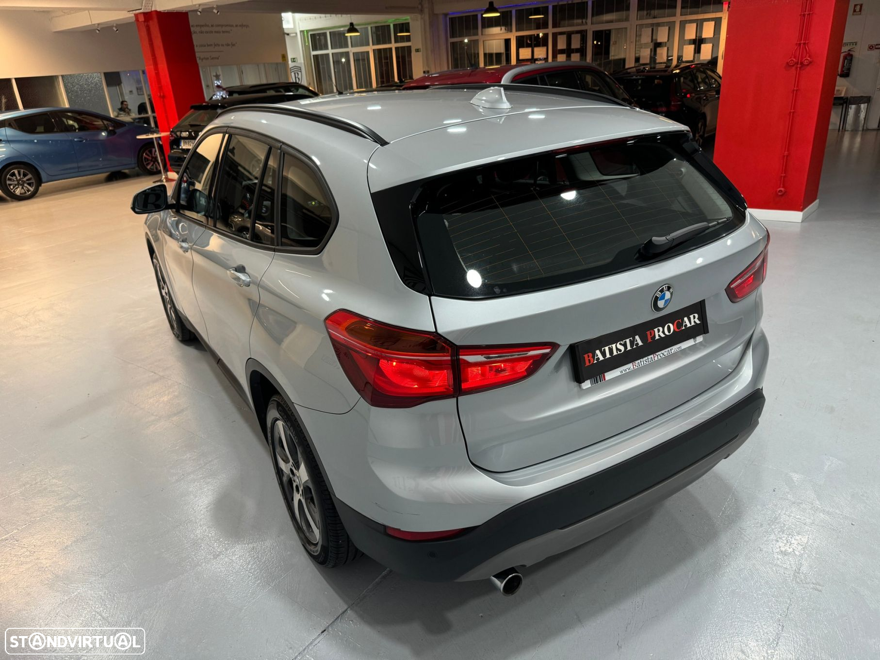 BMW X1 16 d sDrive Advantage - 8