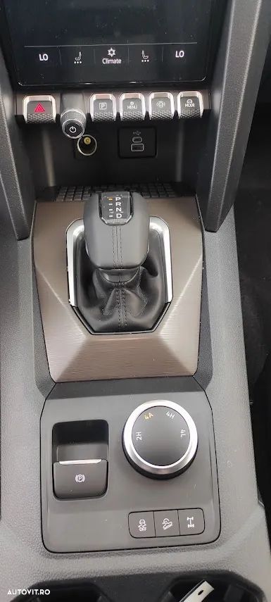 Volkswagen Amarok 3.0 TDI 241 CP 4M 10AT Style - 12