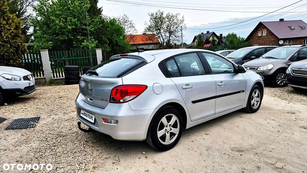 Chevrolet Cruze 1.6 - 14