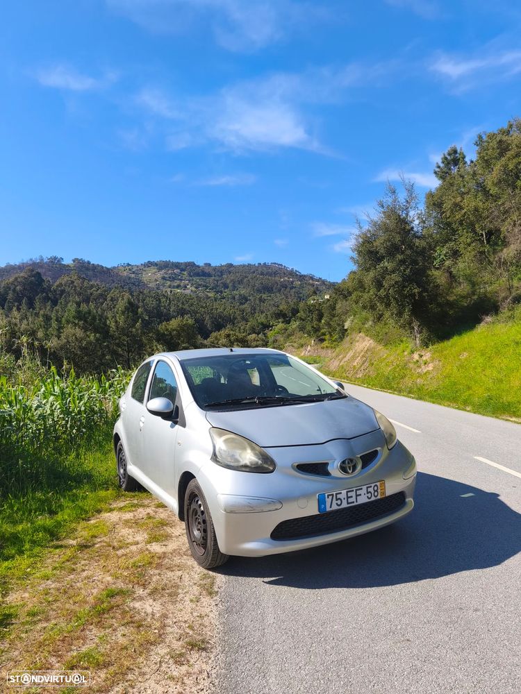 Toyota Aygo 1.0 - 2