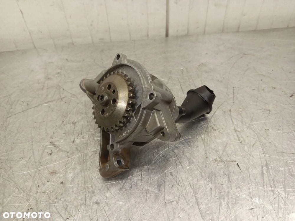 Pompa oleju Volkswagen Golf Audi Seat Skoda 1.4 TSI 03C105AC - 4