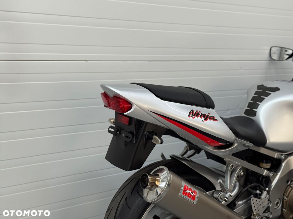 Kawasaki ZXR - 6