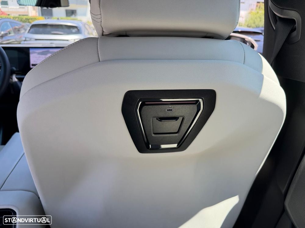 BMW 530 e Pack Desportivo M Pro - 13
