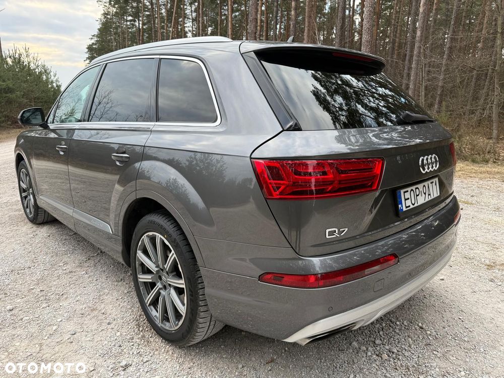 Audi Q7 - 4