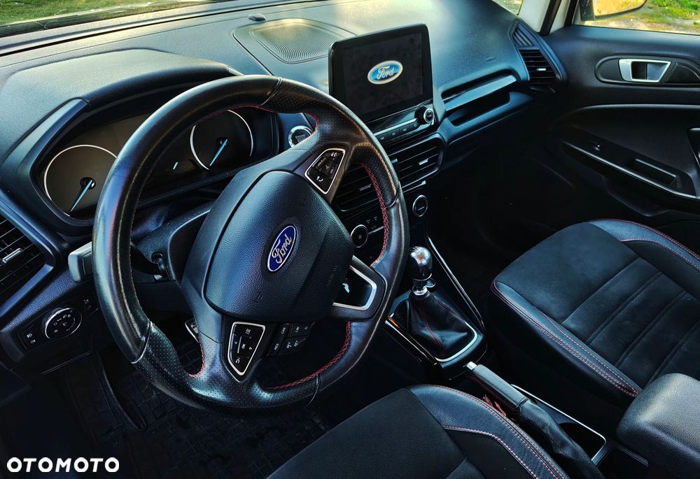 Ford EcoSport - 17