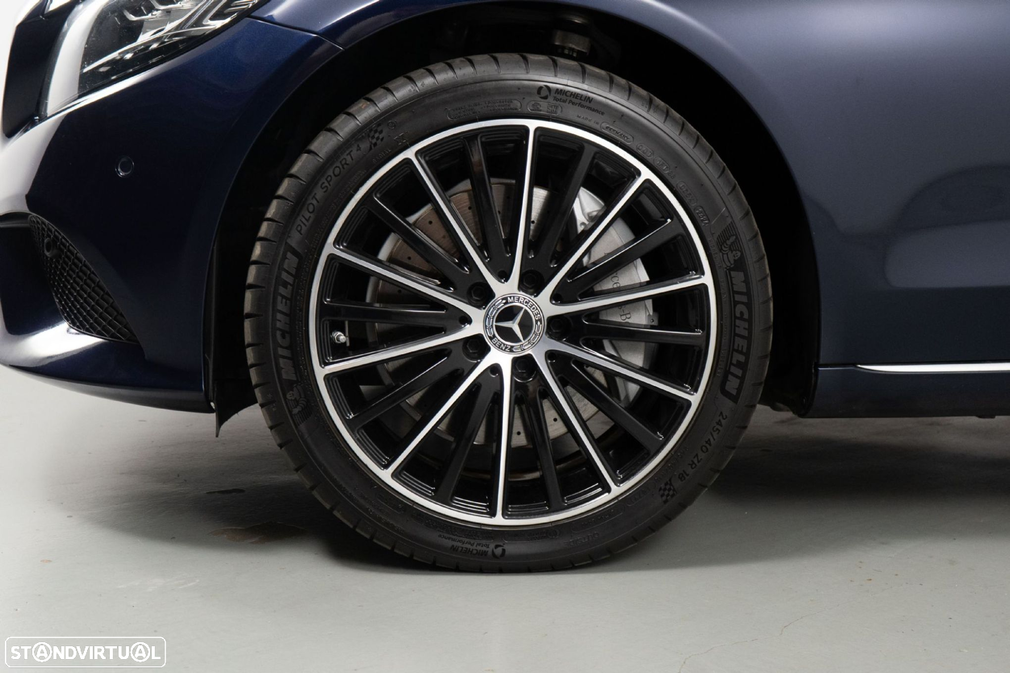 Mercedes-Benz C 300 e Avantgarde - 19
