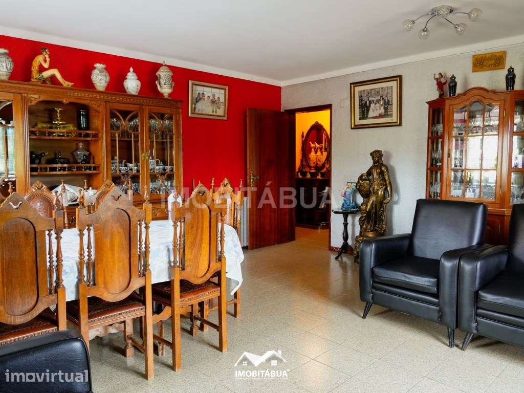 Excelente Moradia para Habitação ou Turismo com 9 quartos e 3 pisos... - Grande imagem: 3/57