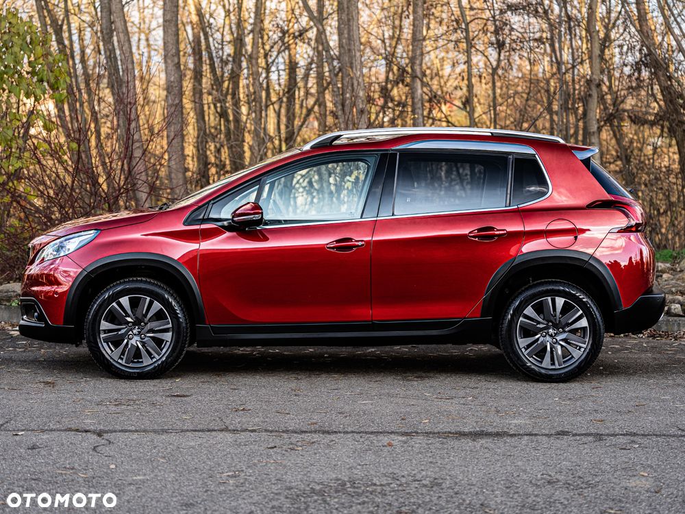 Peugeot 2008 1.6 BlueHDi Allure S&S - 6