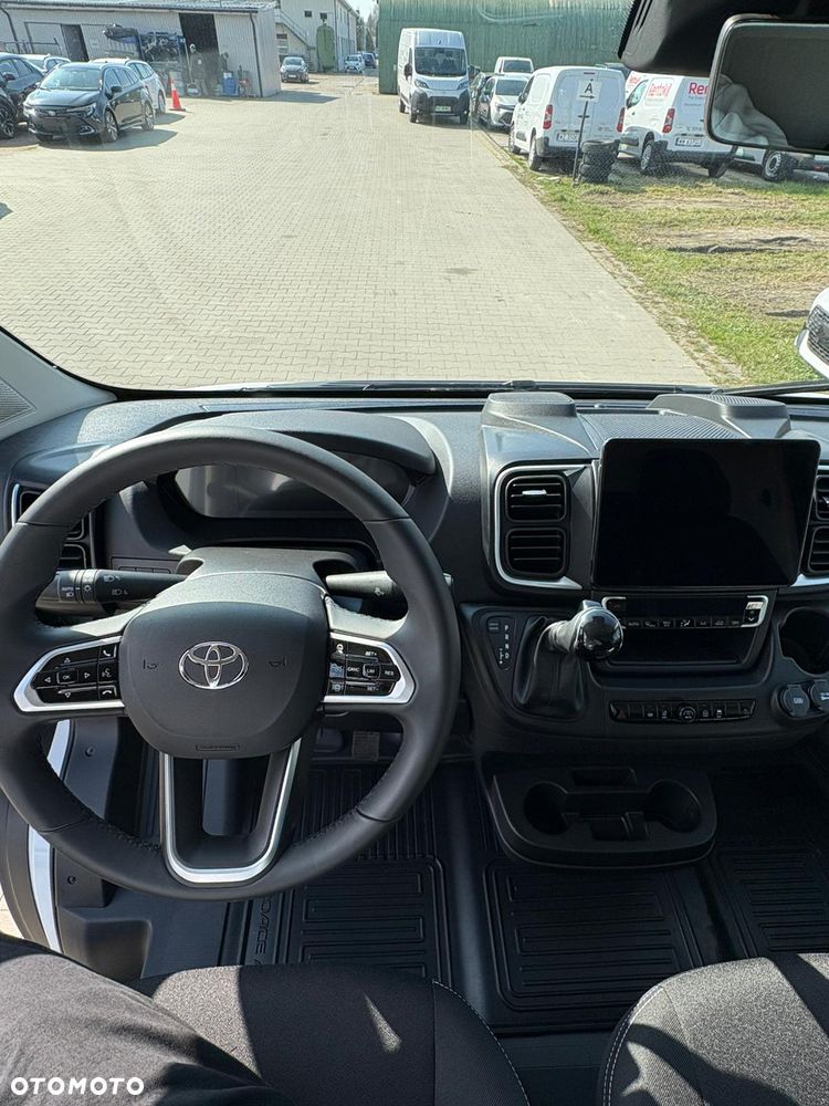 Toyota Proace Max - 16