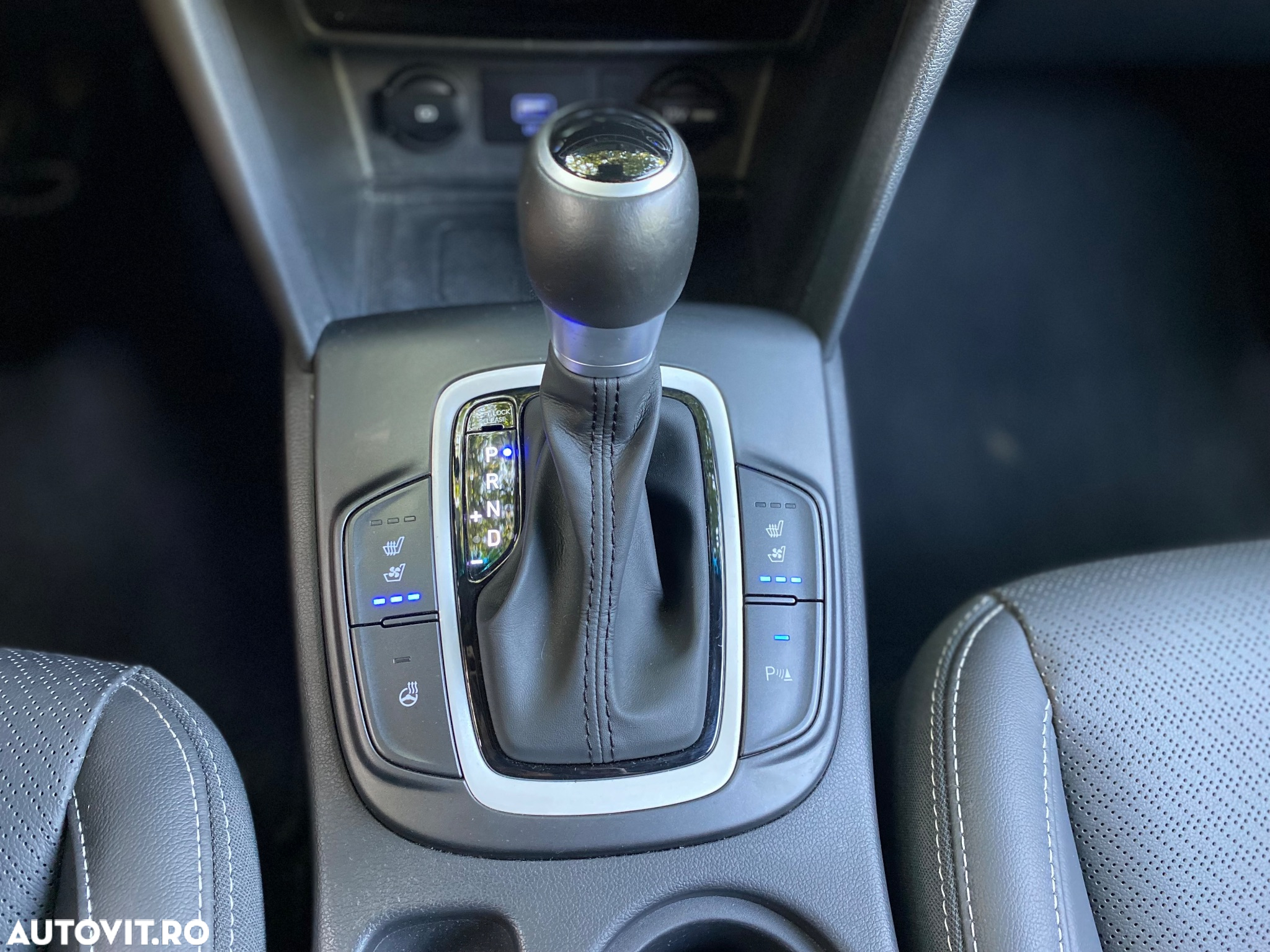 Hyundai KONA 1.6 GDI DCT Hybrid Premium - 13