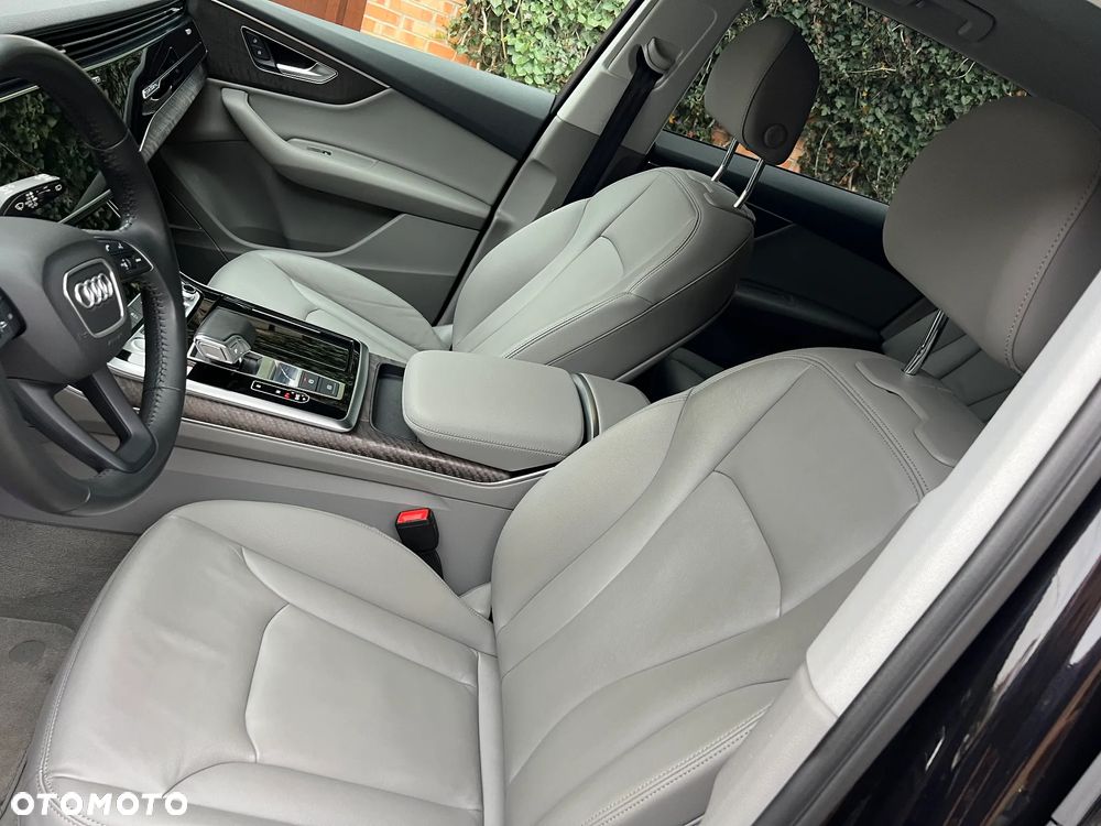 Audi Q7 - 19