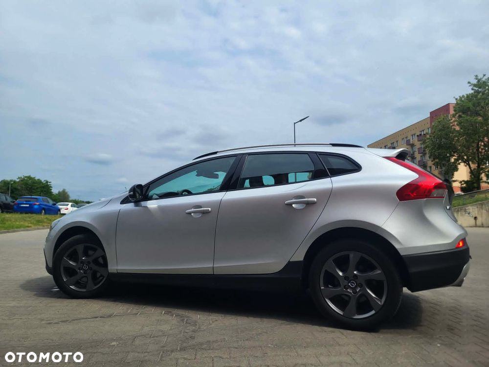 Volvo V40 D4 Summum - 21