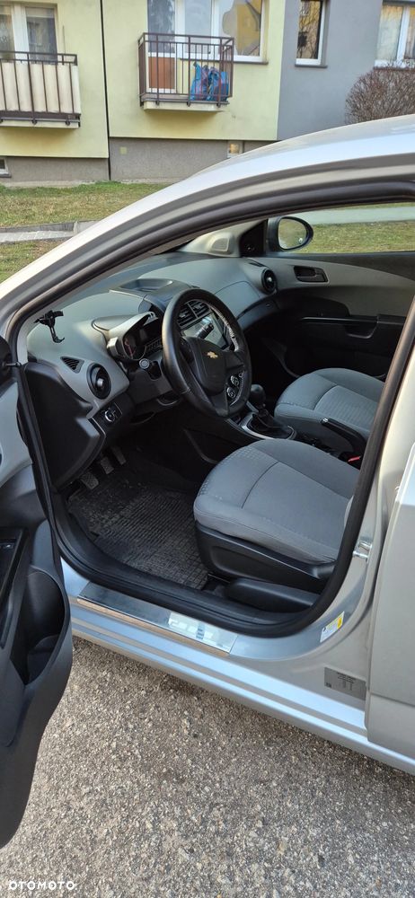 Chevrolet Aveo 1.2 LS+ - 9
