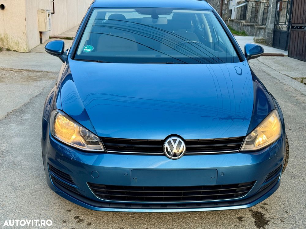 Volkswagen Golf 1.2 TSI BMT Comfortline - 14