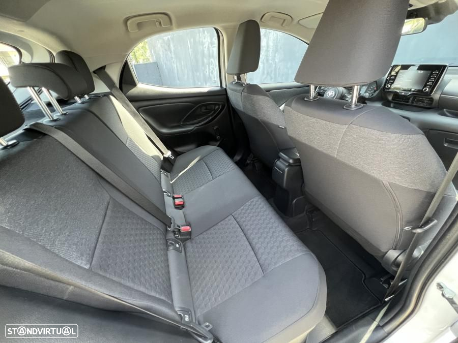 Toyota Yaris 1.5 HDF Comfort Plus - 20