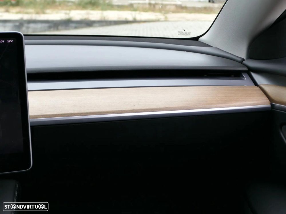 Tesla Model 3 Long Range Tração Traseira - 35