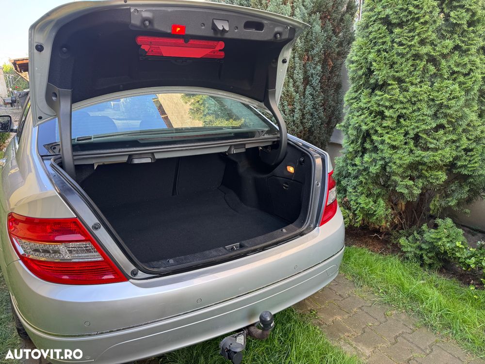 Mercedes-Benz C - 4