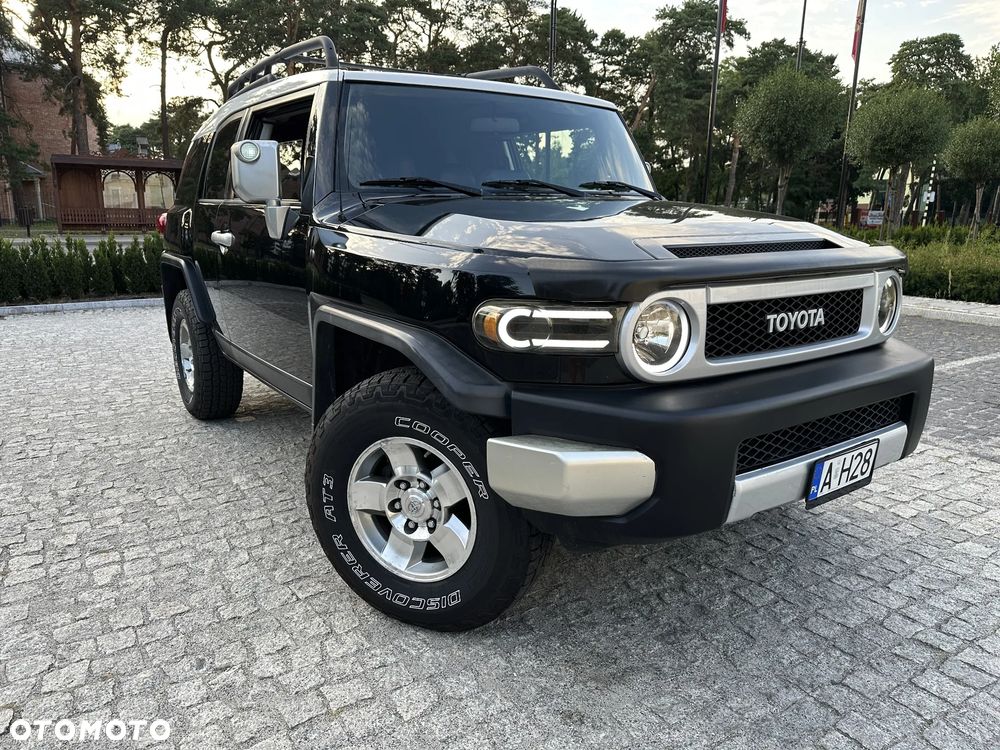 Toyota FJ Cruiser 4.0 4x4 - 11