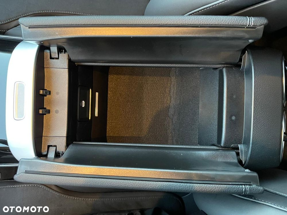 Mercedes-Benz Klasa C - 34